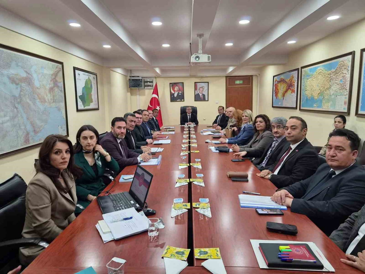 KARS’TA KADINA YÖNELİK ŞİDDETLE MÜCADELE MASAYA YATIRILDI(KARS-İHA)
