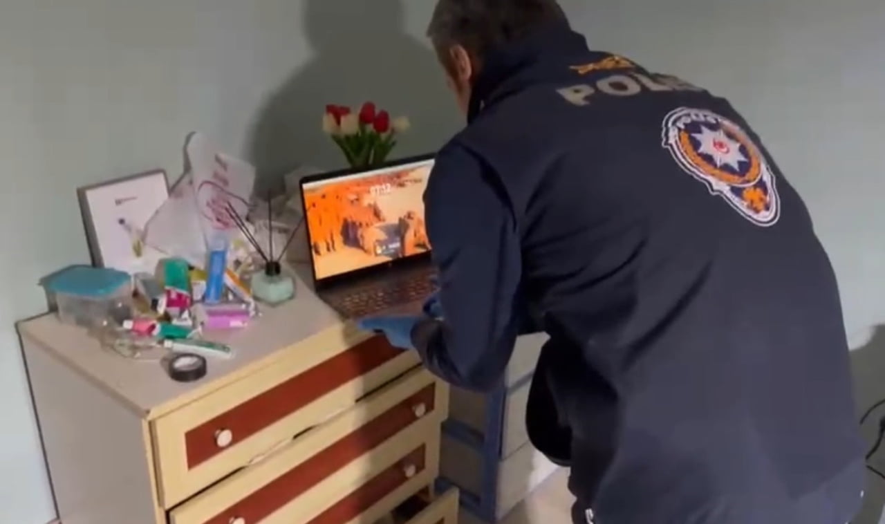 KASTAMONU İL EMNİYET MÜDÜRLÜĞÜ EKİPLERİNCE 4 İLÇEDE GERÇEKLEŞTİRİLEN OPERASYONLARDA MÜSTEHCEN...