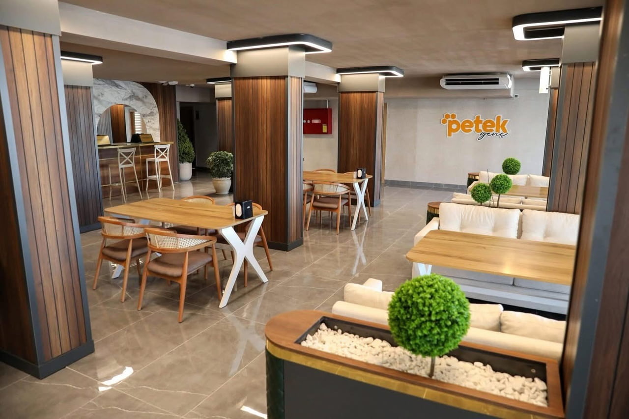KAVAK PETEK BİNASI