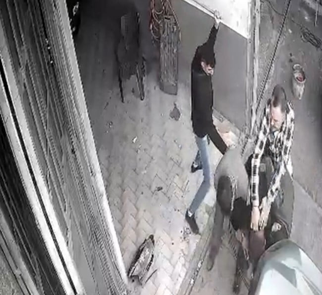 KAYSERİ'NİN KOCASİNAN İLÇESİNDE BİR OTO TAMİRCİSİNDE ÇIKAN VE 1'İ AĞIR 3 KİŞİNİN YARALANDIĞI KAVGA...