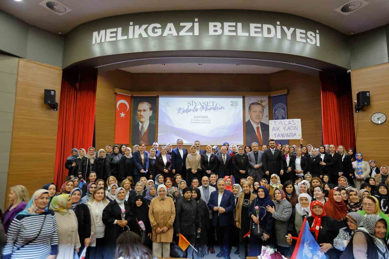 KAYSERİ BÜYÜKŞEHİR BELEDİYE BAŞKANI DR. MEMDUH BÜYÜKKILIÇ; AK PARTİ KAYSERİ İL KADIN KOLLARI...