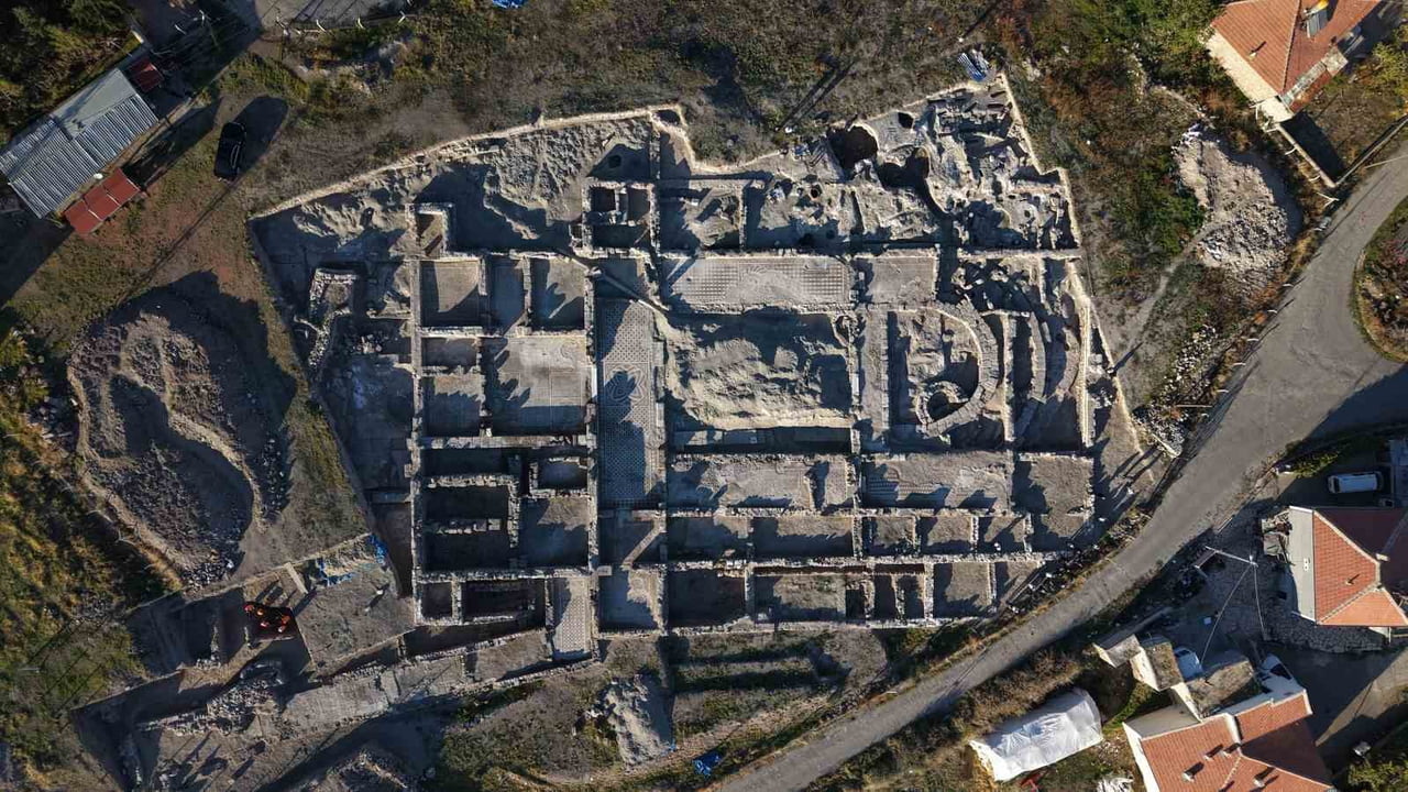 KAYSERİ’NİN İNCESU İLÇESİ ÖRENŞEHİR MAHALLESİ’NDE YÜRÜTÜLEN ARKEOLOJİK KAZILARDA YENİ YAPILARIN VE...