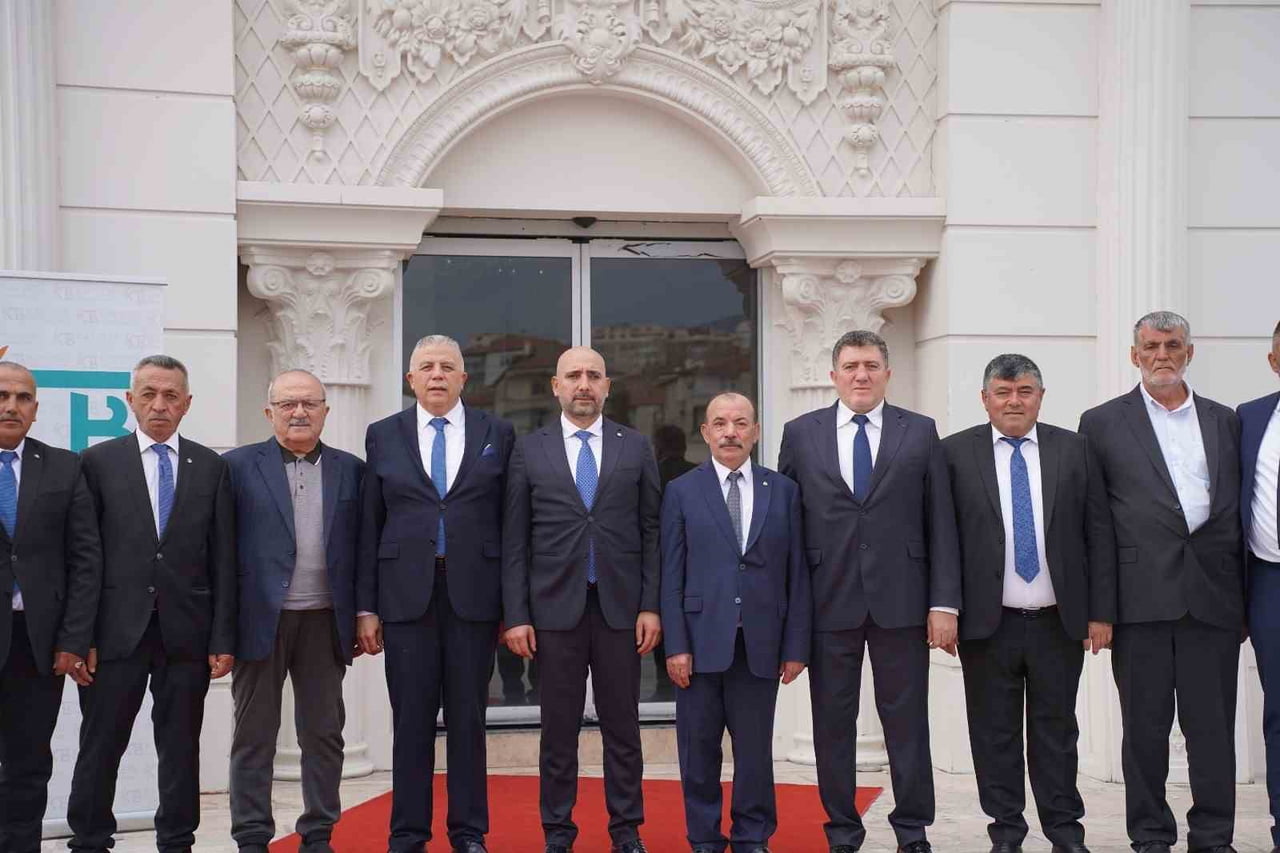 KAYSERİ TİCARET BORSASI (KTB) ORGAN SEÇİMLERİ YOĞUN KATILIMLA GERÇEKLEŞTİRİLDİ. BAŞKAN RECEP...