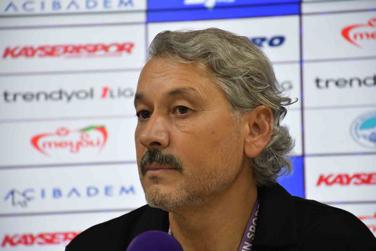 KAYSERİSPOR TEKNİK DİREKTÖRÜ ATİLA GERİN, EVLERİNDE 3-2 KAZANDIKLARI MANİSA FK GALİBİYETİNİN...