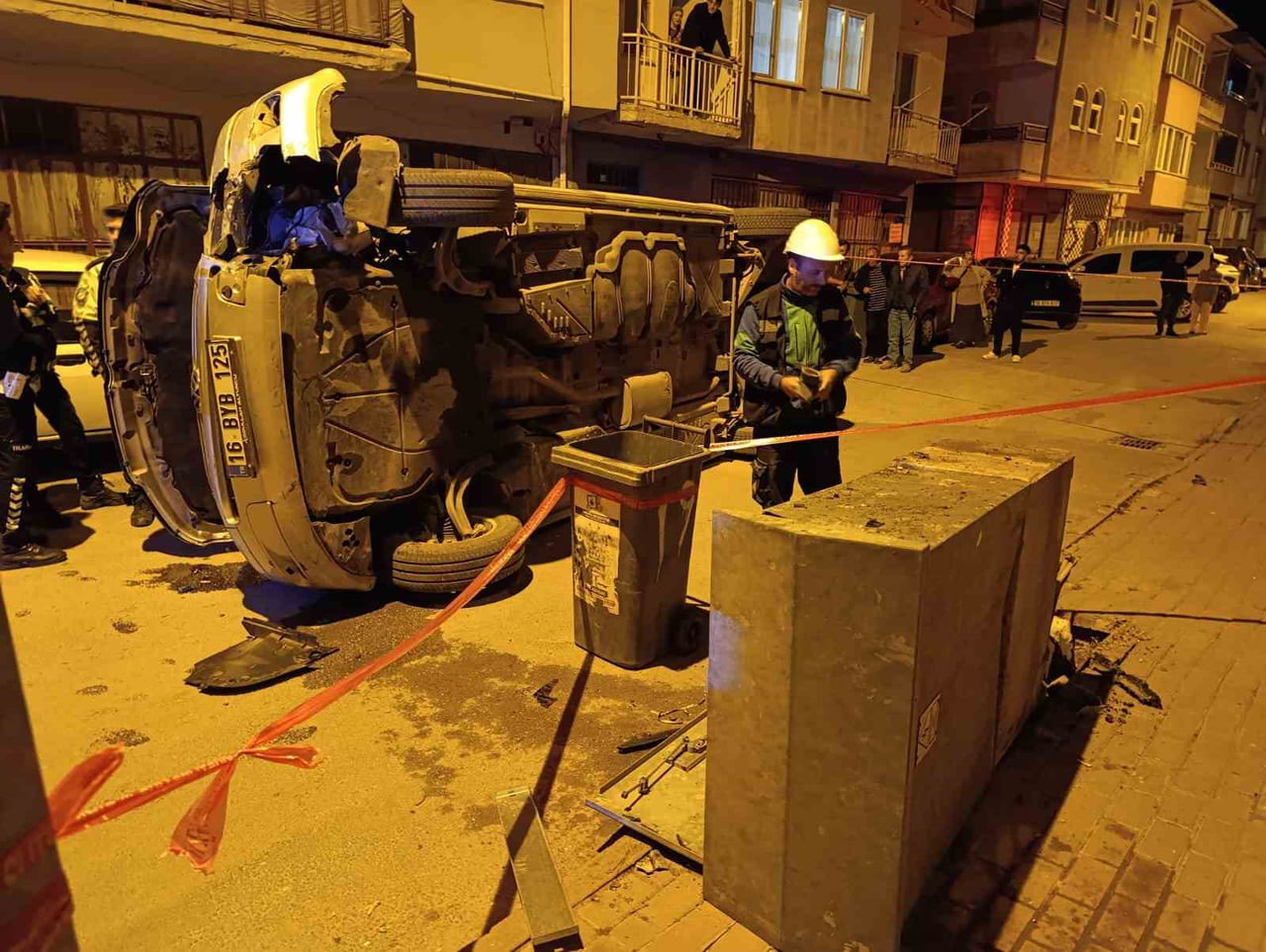 KAZA YAPTIĞI ARAÇLA TAKLA ATTI, OLAY YERİNDEN KAÇTI