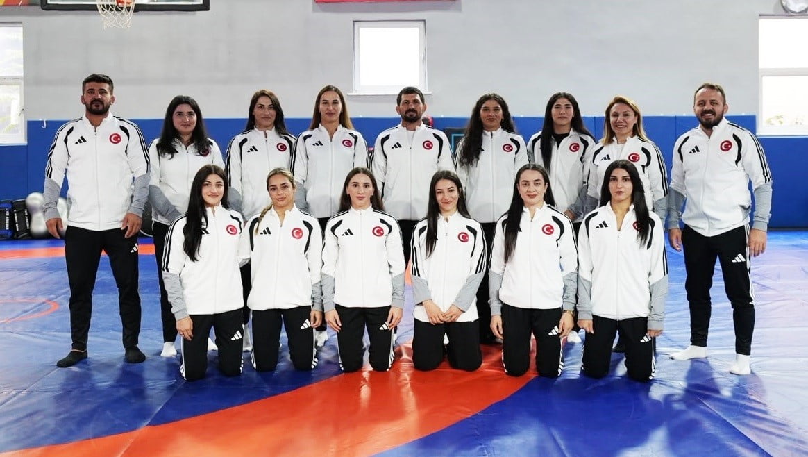 KAZAKİSTAN’IN BAŞKENTİ ASTANA’DA DÜZENLENEN 2026 DÜNYA BÜYÜKLER GÜREŞ ŞAMPİYONASI’NDA YARIN...