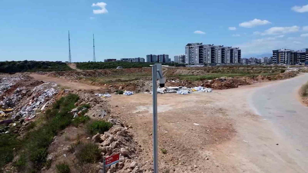 KEPEZ BELEDİYESİ, ÇEVREYİ KİRLETENLERE KARŞI FOTOKAPANLARLA 7 GÜN 24 SAAT TAKİP VE SAHA...