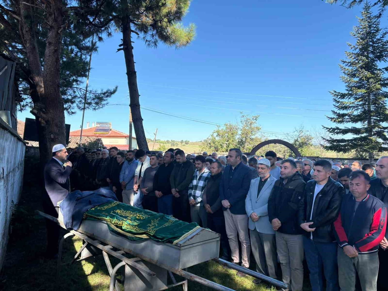 KIBRIS GAZİSİ NEVZAT YILMAZ İÇİN CENAZE TÖRENİ DÜZENLENDİ.