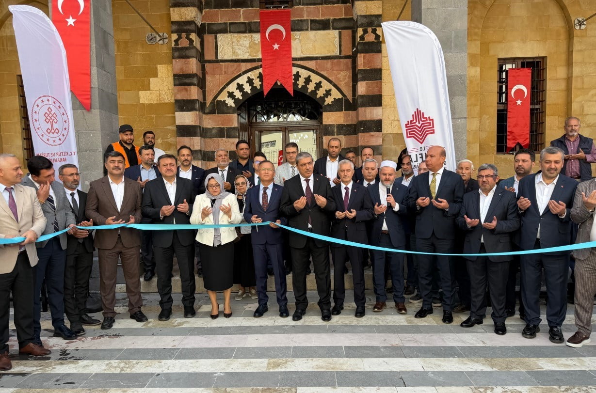 KILINAN CUMA NAMAZI İLE TARİHİ CAMİİ İBADETE AÇILDI.