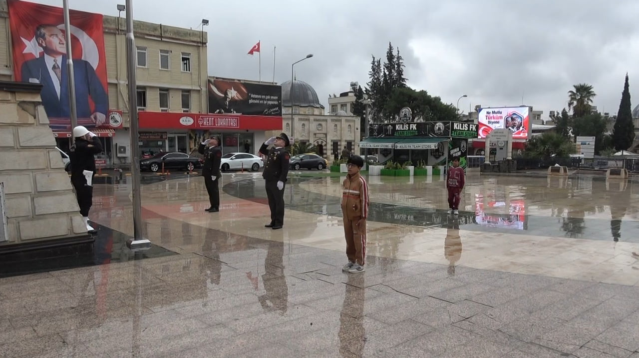 KİLİS'TE, ATATÜRK'ÜN KENTE GELİŞİNİN 108'İNCİ YIL DÖNÜMÜ VE CUMHURİYET BAYRAMI DOLAYISIYLA...