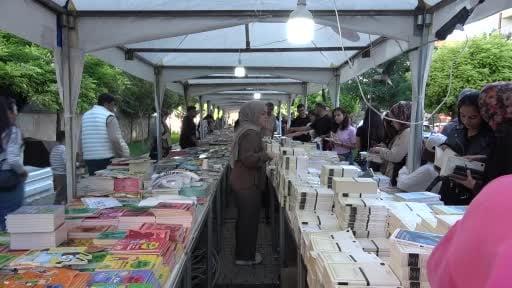 Kilis'te ilk kez kitap fuarı düzenlendi