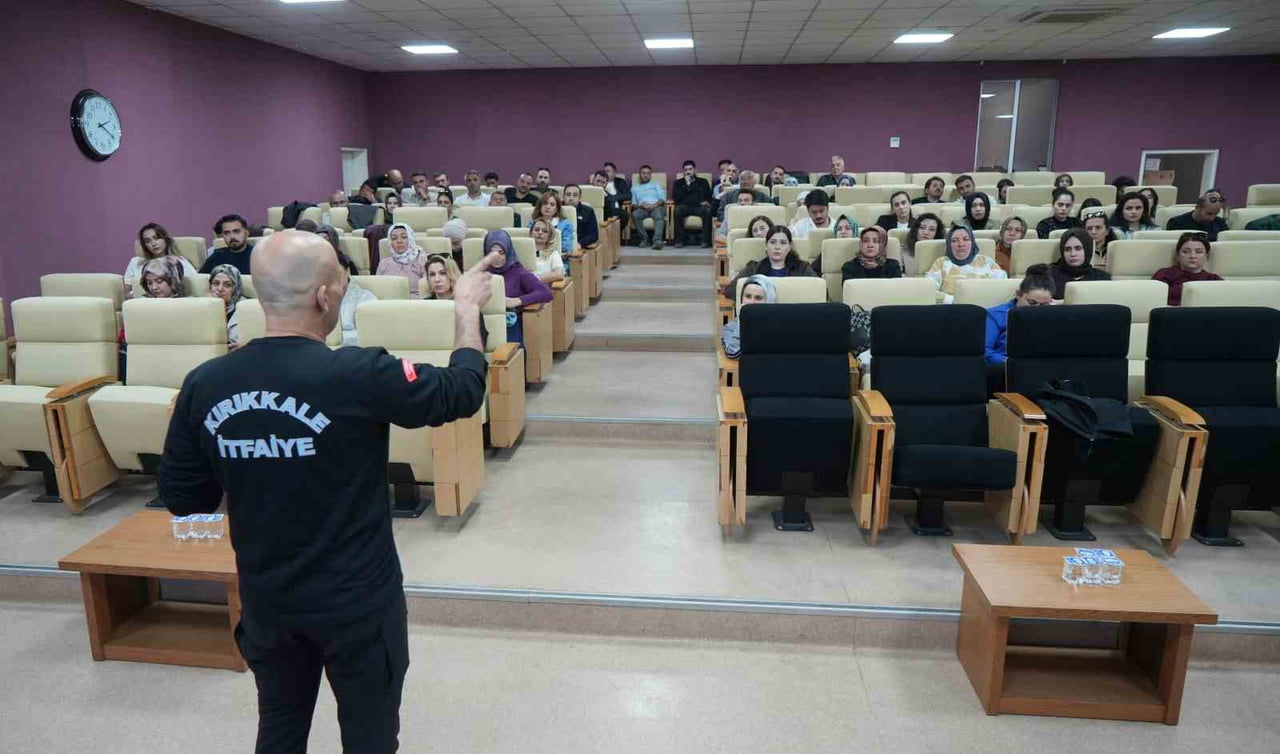 KIRIKKALE'DE ELEKTRİKLİ ARAÇLARIN KARIŞTIĞI TRAFİK KAZALARI VE YANGINLARDA ORTAYA ÇIKABİLECEK...