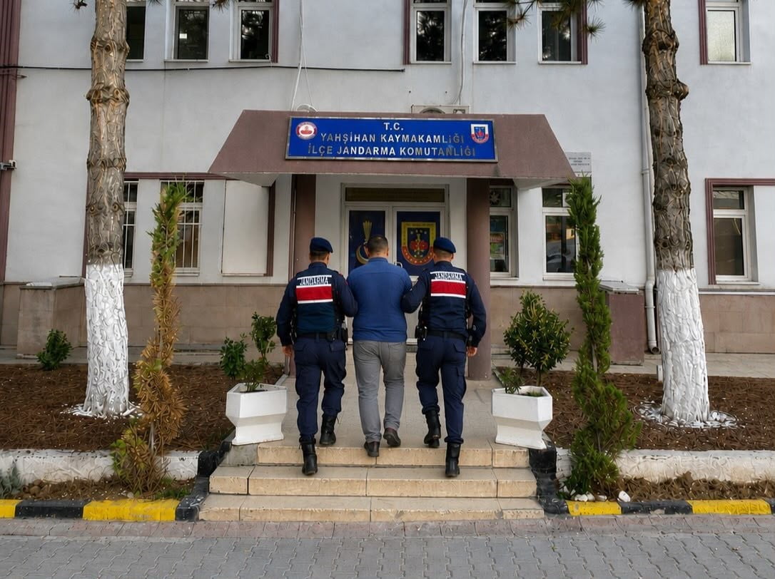 KIRIKKALE'DE HIRSIZLIK SUÇUNDAN HAKKINDA KESİNLEŞMİŞ 4 YIL 3 AY HAPİS CEZASI BULUNAN HÜKÜMLÜ...