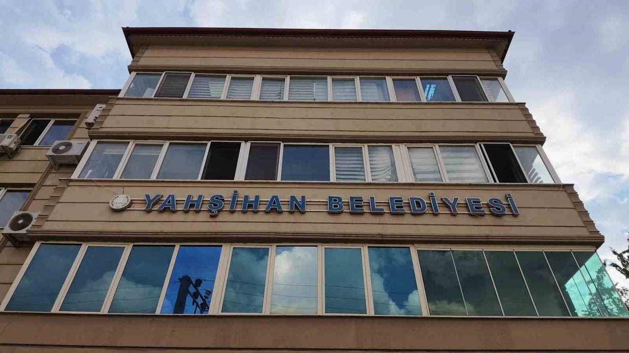 KIRIKKALE'DE PAVYON İŞLETMECİLİĞİNE YÖNELİK YÜRÜTÜLEN RÜŞVET SORUŞTURMASI YAHŞİHAN BELEDİYESİ'NE...