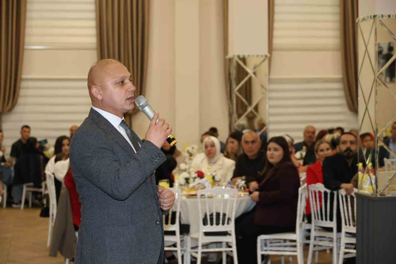 KIRIKKALE BELEDİYE BAŞKANI AHMET ÖNAL, 29 EKİM CUMHURİYET BAYRAMI'NIN 103. YIL DÖNÜMÜ DOLAYISIYLA...