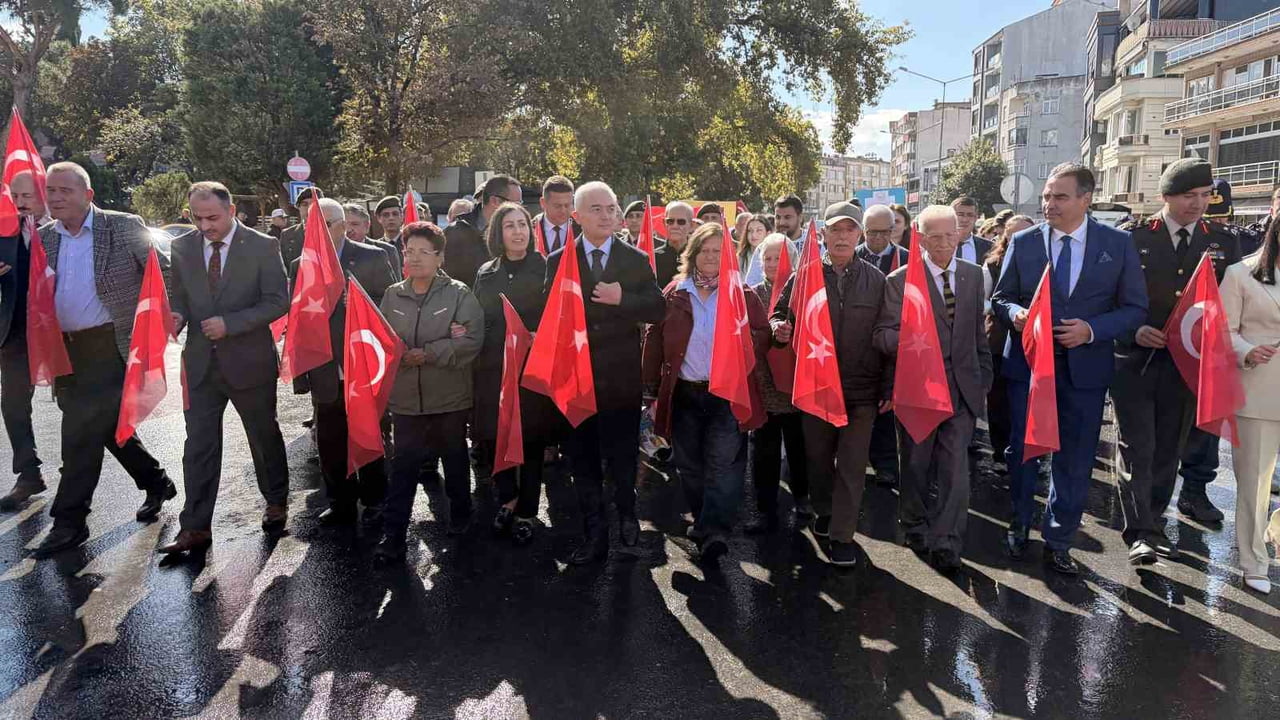 KIRKLARELİ’NDE 1 EKİM DÜNYA YAŞLILAR GÜNÜ KAPSAMINDA,  SAĞLIKLI VE AKTİF YAŞLANMAYA YÖNELİK...