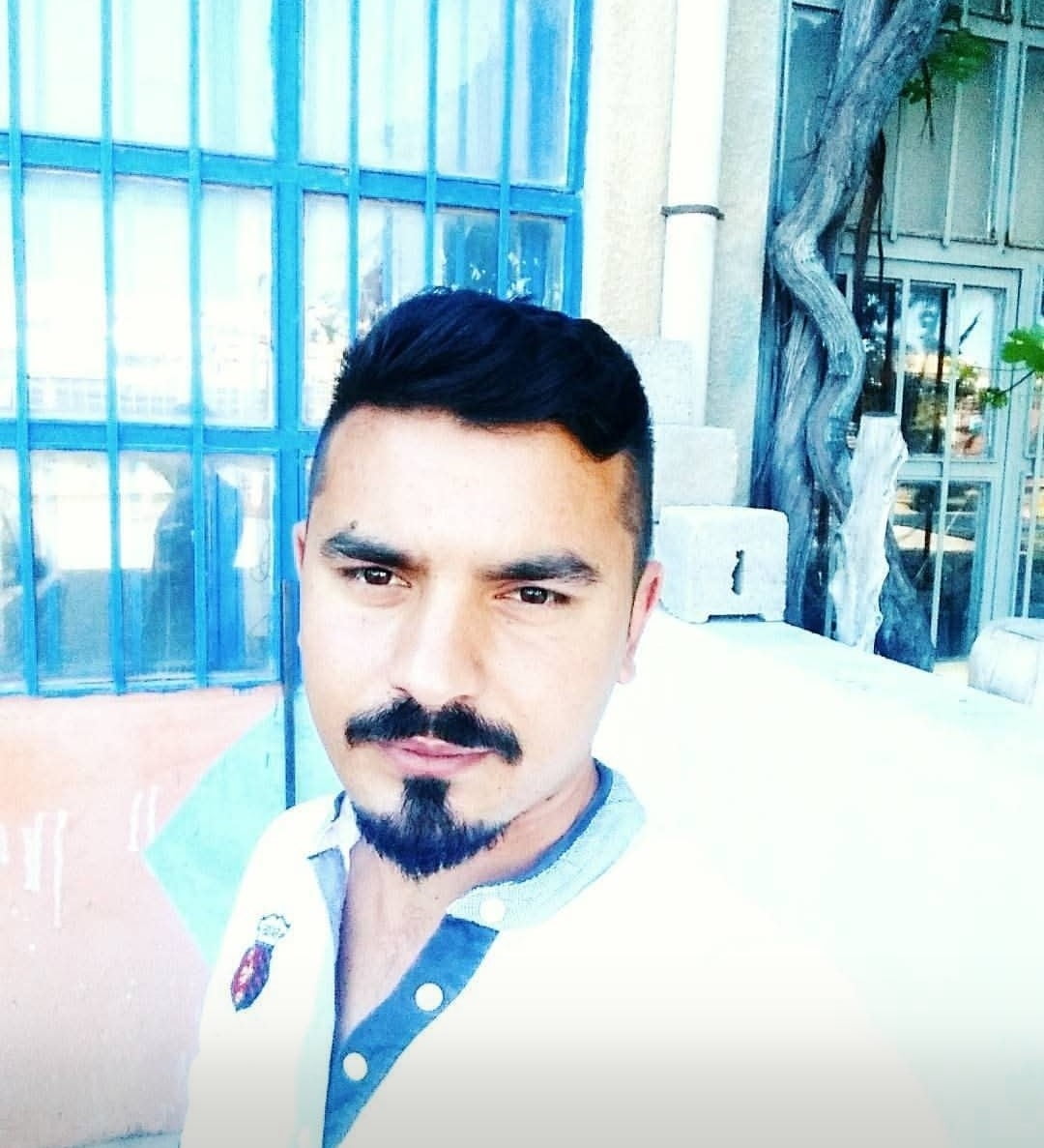 KIRŞEHİR'DE TRAKTÖR ALTINDA KALAN İŞÇİ HAYATINI KAYBETTİ