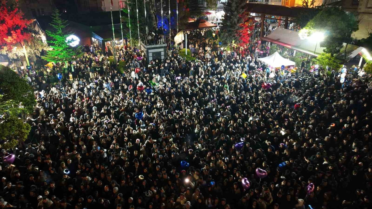 KIRŞEHİR'İN KAMAN İLÇESİNDE DÜZENLENEN 35. KAMAN CEVİZ FESTİVALİ KAPSAMINDA GERÇEKLEŞTİRİLEN...