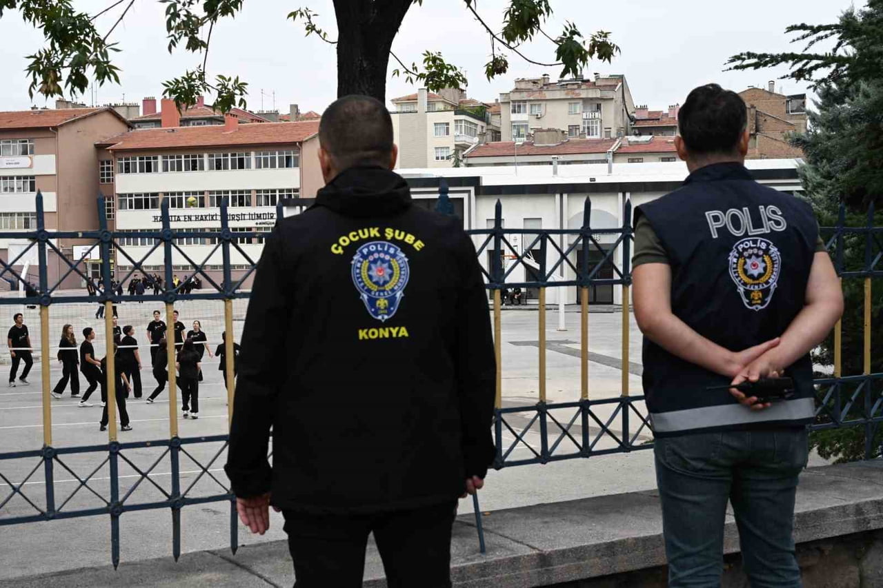 KONYA'DA ÖĞRENCİLERİN HUZUR VE GÜVEN İÇERİSİNDE EĞİTİM ALABİLMESİ AMACIYLA OKUL VE ÇEVRELERİNDEKİ...