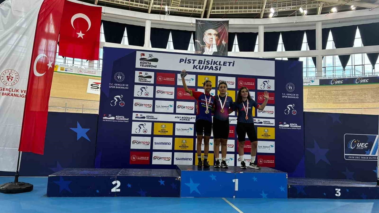 KONYA VELEDROMU’NDA 3-4 EKİM 2026 TARİHLERİNDE DÜZENLENEN PİST BİSİKLETİ KUPASI 3. YARIŞI’NDA...