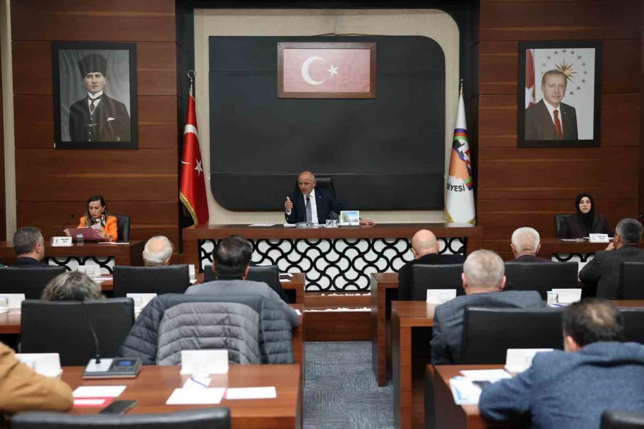 KÖRFEZ BELEDİYESİNİN 2027 YILI TAHMİNİ BÜTÇESİ, EKİM AYI MECLİS TOPLANTISININ İKİNCİ OTURUMUNDA 4...