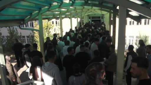 KPSS heyecanı küpeleri unutturdu