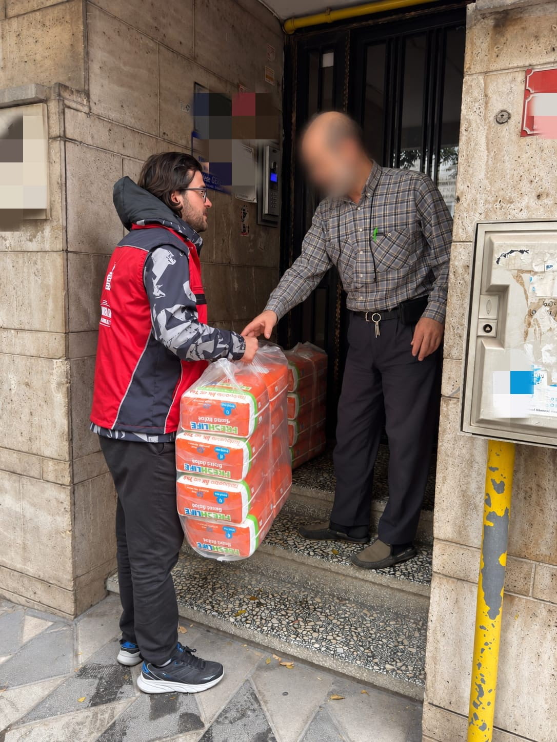 KÜTAHYA’DA TARİHÎ VAKIFTAN İHTİYAÇ SAHİBİ HASTAYA DESTEK