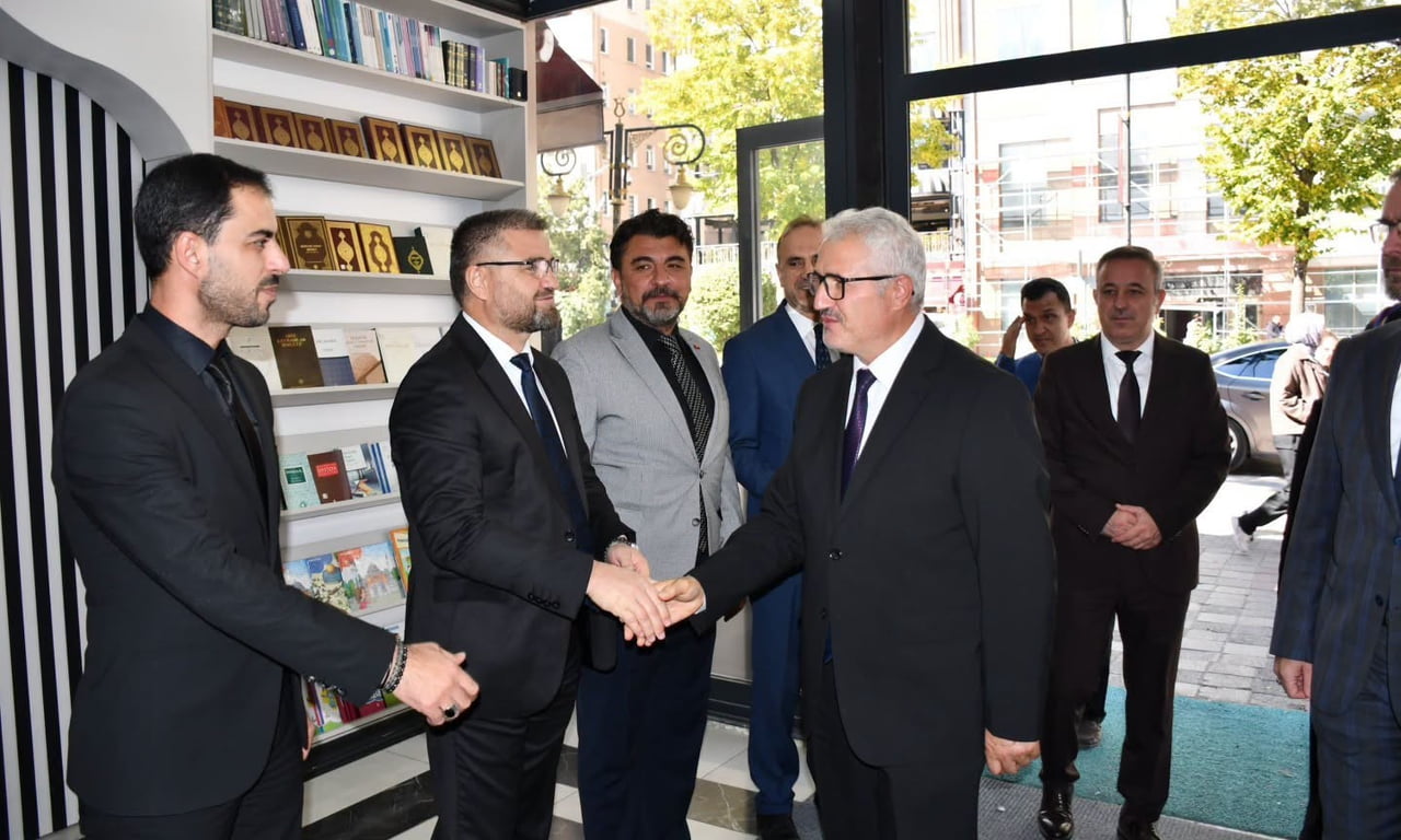 KÜTAHYA İL MÜFTÜSÜ HASAN İZMİRLİ GÖREVİNE BAŞLADI