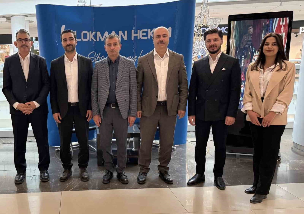 LOKMAN HEKİM VAN HASTANESİ, 26 EKİM HASTA HAKLARI GÜNÜ KAPSAMINDA VAN AVM’DE BİLGİLENDİRME STANDI...