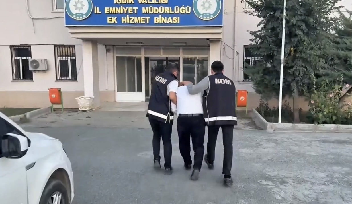 M.K. İSİMLİ ŞÜPHELİ GÖZALTINA ALINDI.