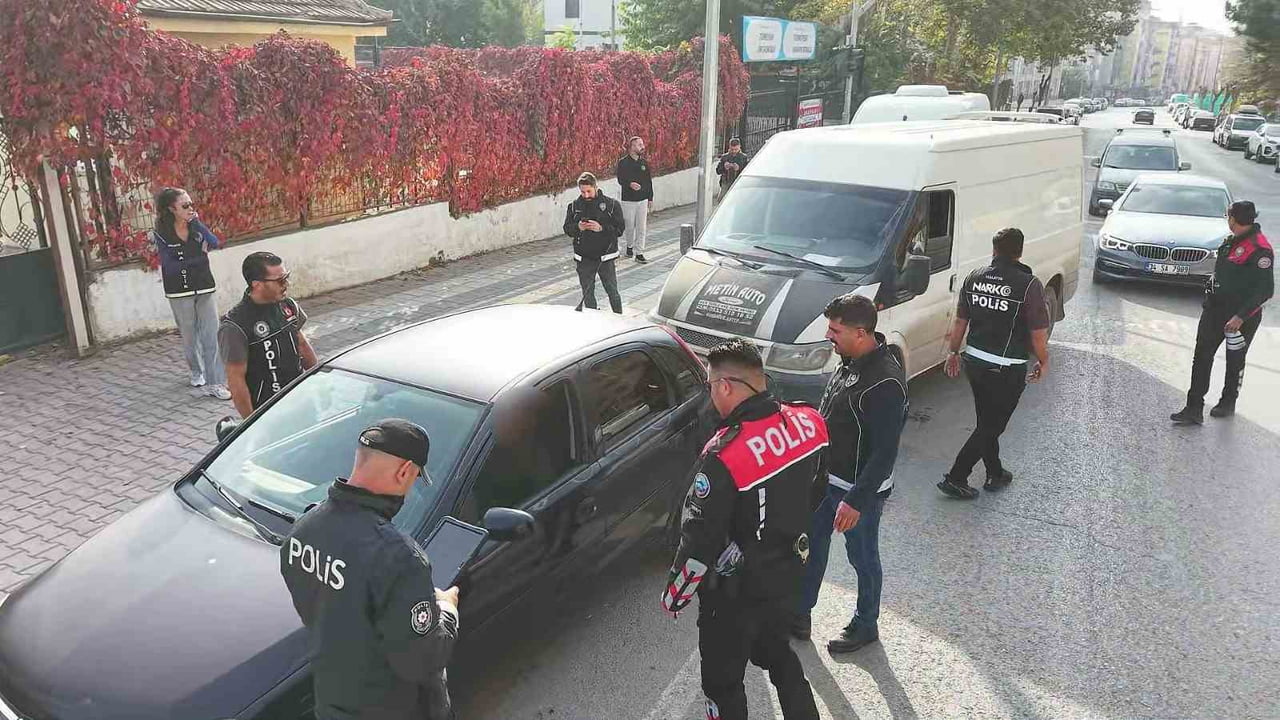 MALATYA'DA ÖĞRENCİLERİN HUZUR VE GÜVEN İÇERİSİNDE EĞİTİMLERİNİ SÜRDÜREBİLMELERİNİ SAĞLAMAK...
