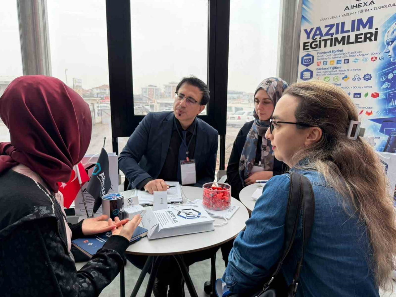 MALATYA BÜYÜKŞEHİR BELEDİYESİNDEN GENÇLERİN GELECEĞİNE GÜÇLÜ DESTEK