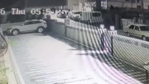 Maltepe'de binanın çökme anı kamerada