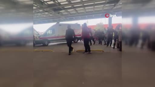 Maltepe'de enkaz altından kurtarılan kişi hastaneye sevk edildi