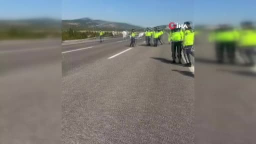 Manisa'da katliam gibi kaza: 11 ölü, 27 yaralı