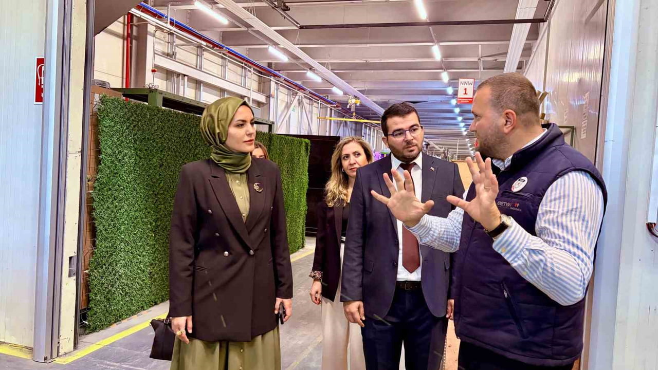MANİSA ÇALIŞMA VE İŞ KURUMU İL MÜDÜRLÜĞÜ, 2026 YILININ İLK 9 AYINDA BELİRLENEN HEDEF KRİTERLERİNE...