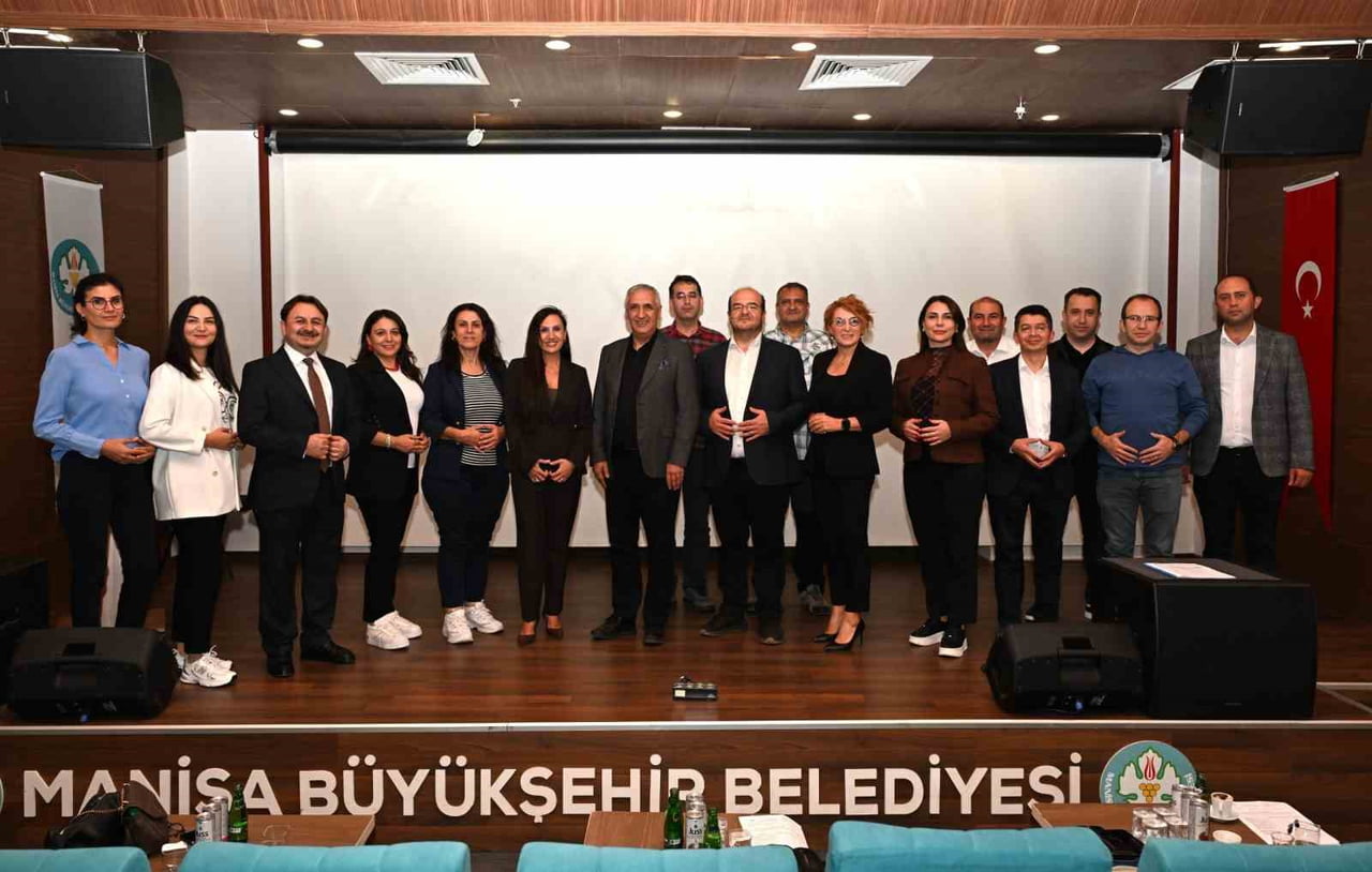 MANİSA CELAL BAYAR ÜNİVERSİTESİ TARAFINDAN SALİHLİ’DE DÜZENLENEN YÖNETİCİ AKADEMİSİ (YÖNAK)...