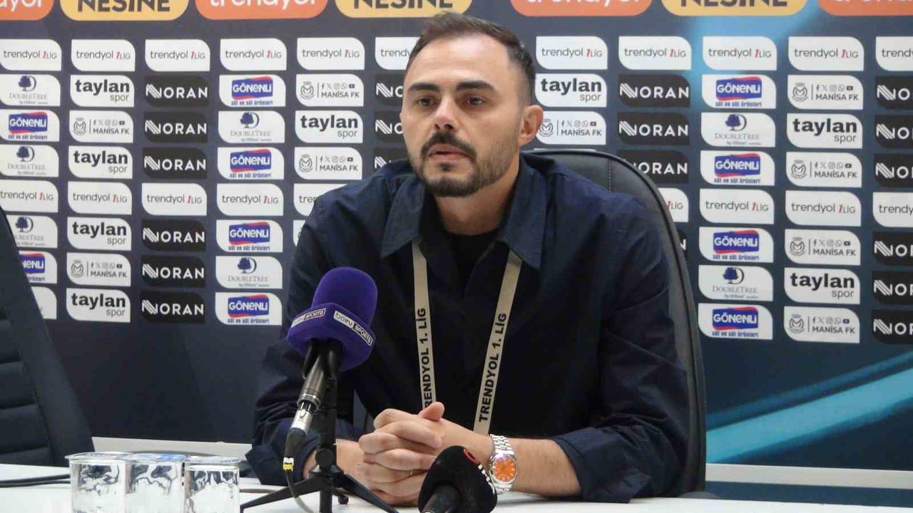 MANİSA FK, TEKNİK DİREKTÖR AHMET PEKTAŞ İLE KARŞILIKLI ANLAŞARAK YOLLARINI AYIRDIĞINI DUYURDU....