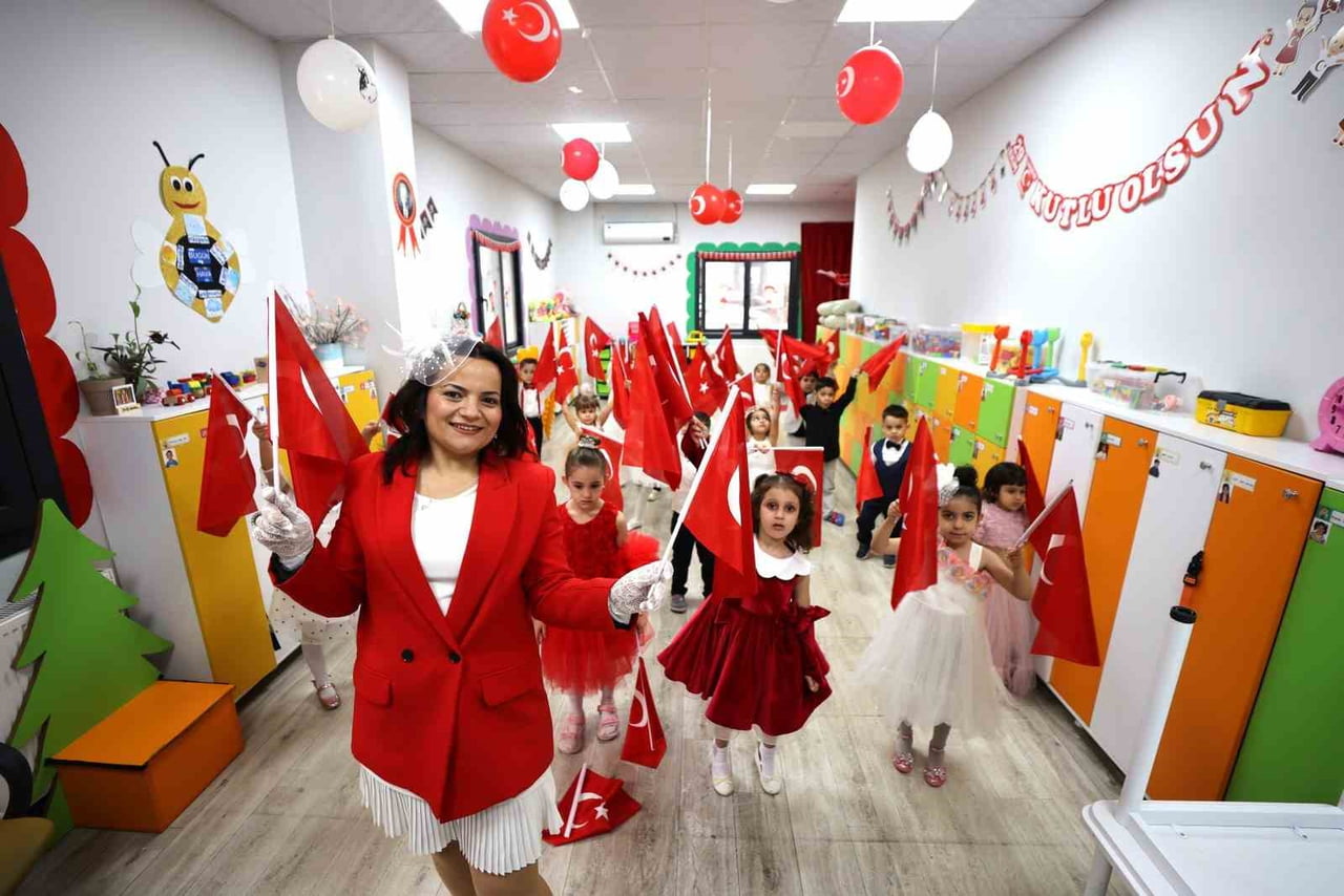 MANİSA’NIN YUNUSEMRE İLÇESİNDE ÇOCUK KÜLTÜR VE SANAT MERKEZLERİNDE EĞİTİM GÖREN MİNİKLER...