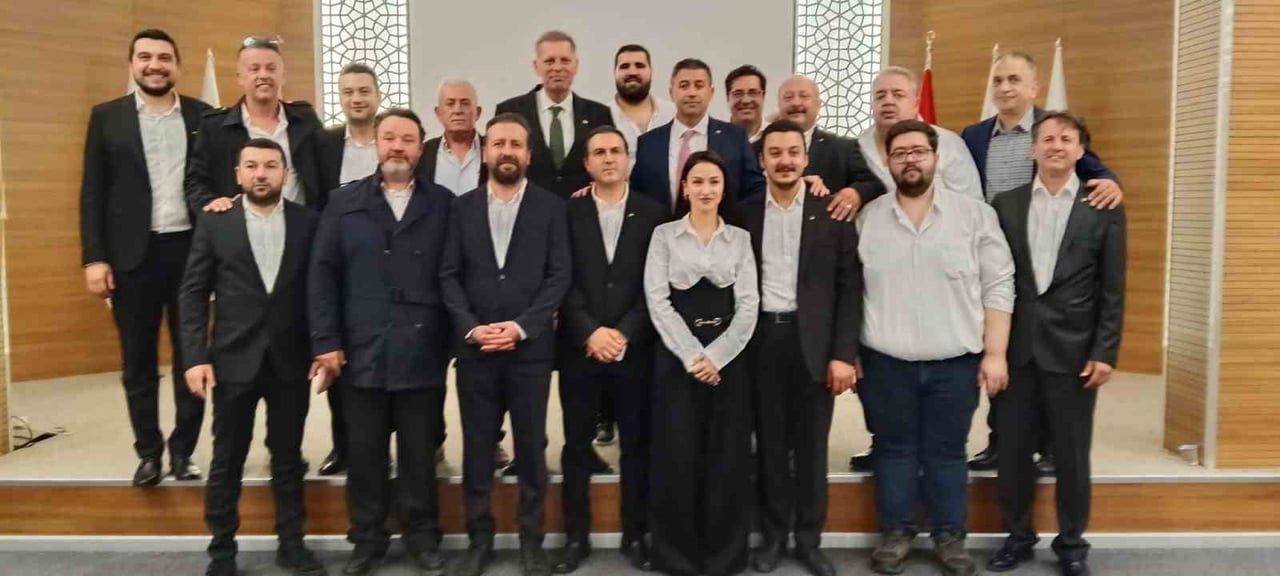 MANİSA TİCARET BORSASI’NDA GERÇEKLEŞTİRİLEN ORGAN SEÇİMLERİNDE MEVCUT BAŞKAN SADIK ÖZKASAP YENİDEN...