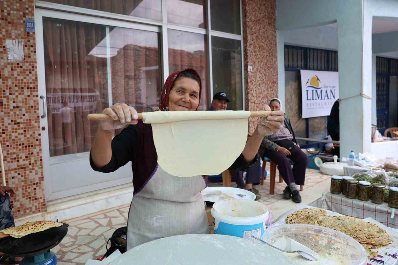 MARMARİS’İN KIRSAL TAŞLICA MAHALLESİ, DENİZ ÜRÜNLERİ FESTİVALİ KAPSAMINDA DÜZENLENEN YEREL PAZAR...