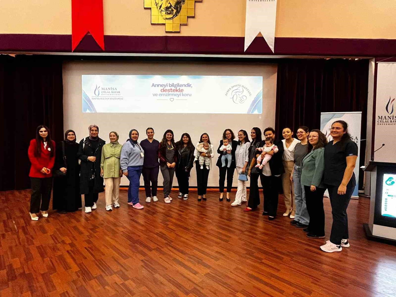 MCBÜ HAFSA SULTAN HASTANESİ BAŞHEKİMİ PROF. DR. İSMET TOPÇU, HASTANENİN 2010 YILINDA "BEBEK DOSTU...
