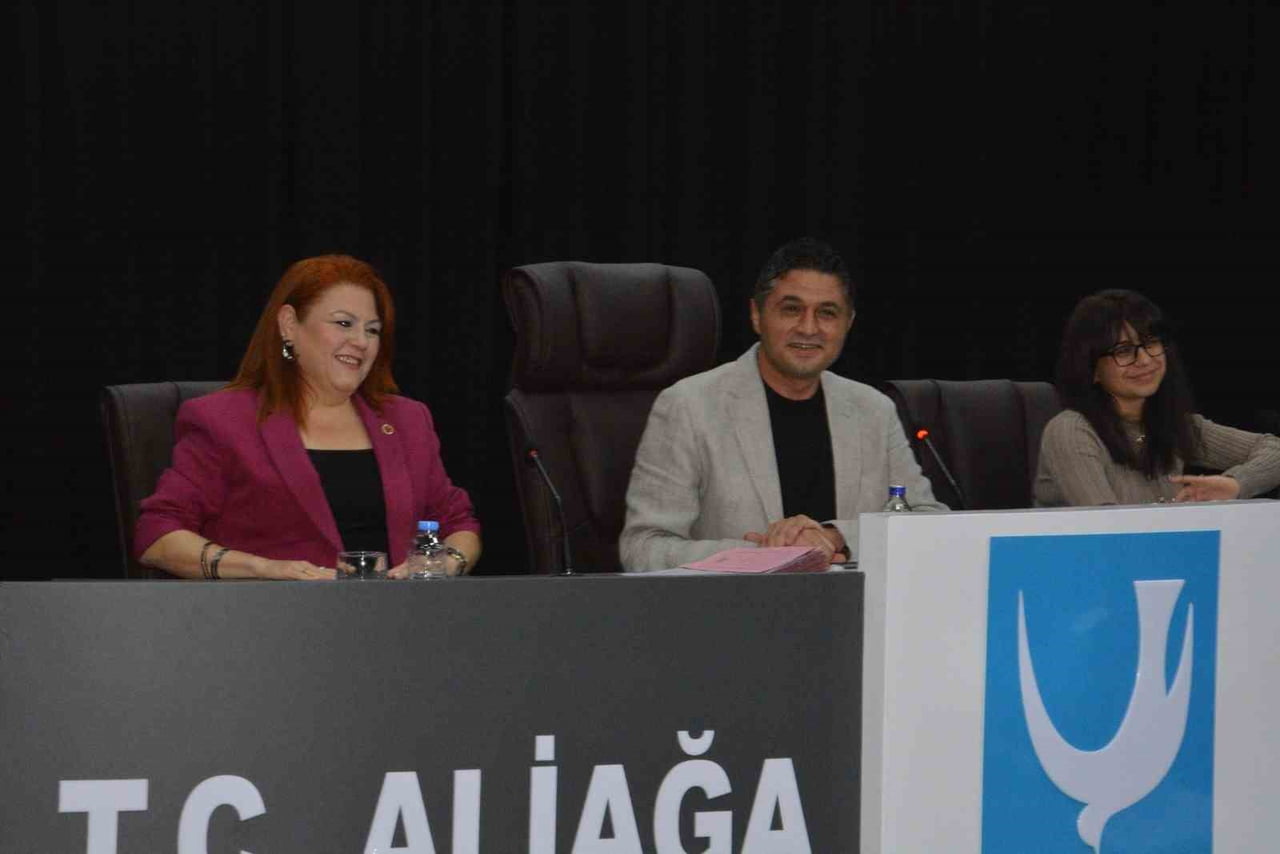 MECLİS TOPLANTISI BİRİNCİ BİRLEŞİMİ, BELEDİYE BAŞKANI SERKAN ACAR YÖNETİMİNDE...