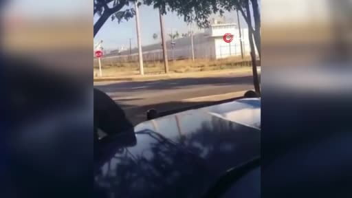 Meksika'da şiddet olaylarının yoğun olduğu Sinaloa eyaletindeki bir cezaevinde çıkan ayaklanmada 9...