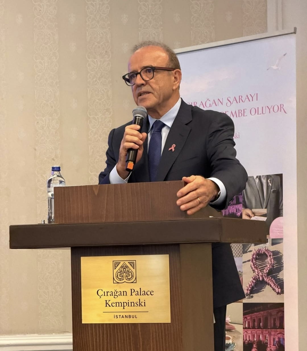 MEME SAĞLIĞI DERNEĞİ (MEMEDER) ONURSAL BAŞKANI PROF. DR. VAHİT ÖZMEN, MEME KANSERİ FARKINDALIK AYI...