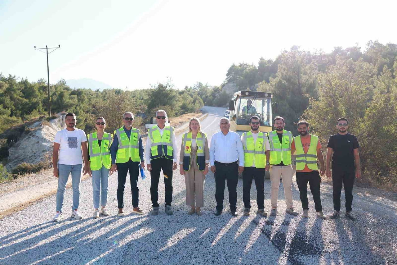 MERKEZEFENDİ BELEDİYESİ, İLÇE GENELİNDE ULAŞIMIN DAHA GÜVENLİ VE KONFORLU HALE GETİRİLMESİ...