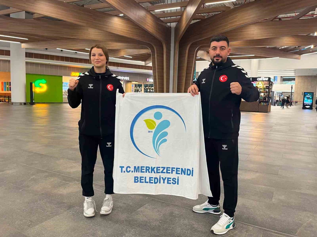 MERKEZEFENDİ’NİN MİLLİ BOKSÖRÜ NEFİSE KAYMAKÇI AVRUPA RİNGİNDE