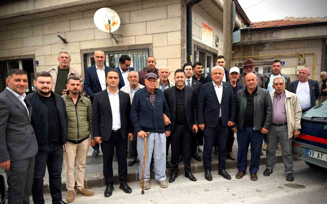 MHP MELİKGAZİ İLÇE BAŞKANI MURAT TİTİZBAŞ, ÜLKÜ OCAKLARI KAYSERİ İL BAŞKANI HALİT YAĞMUR VE...