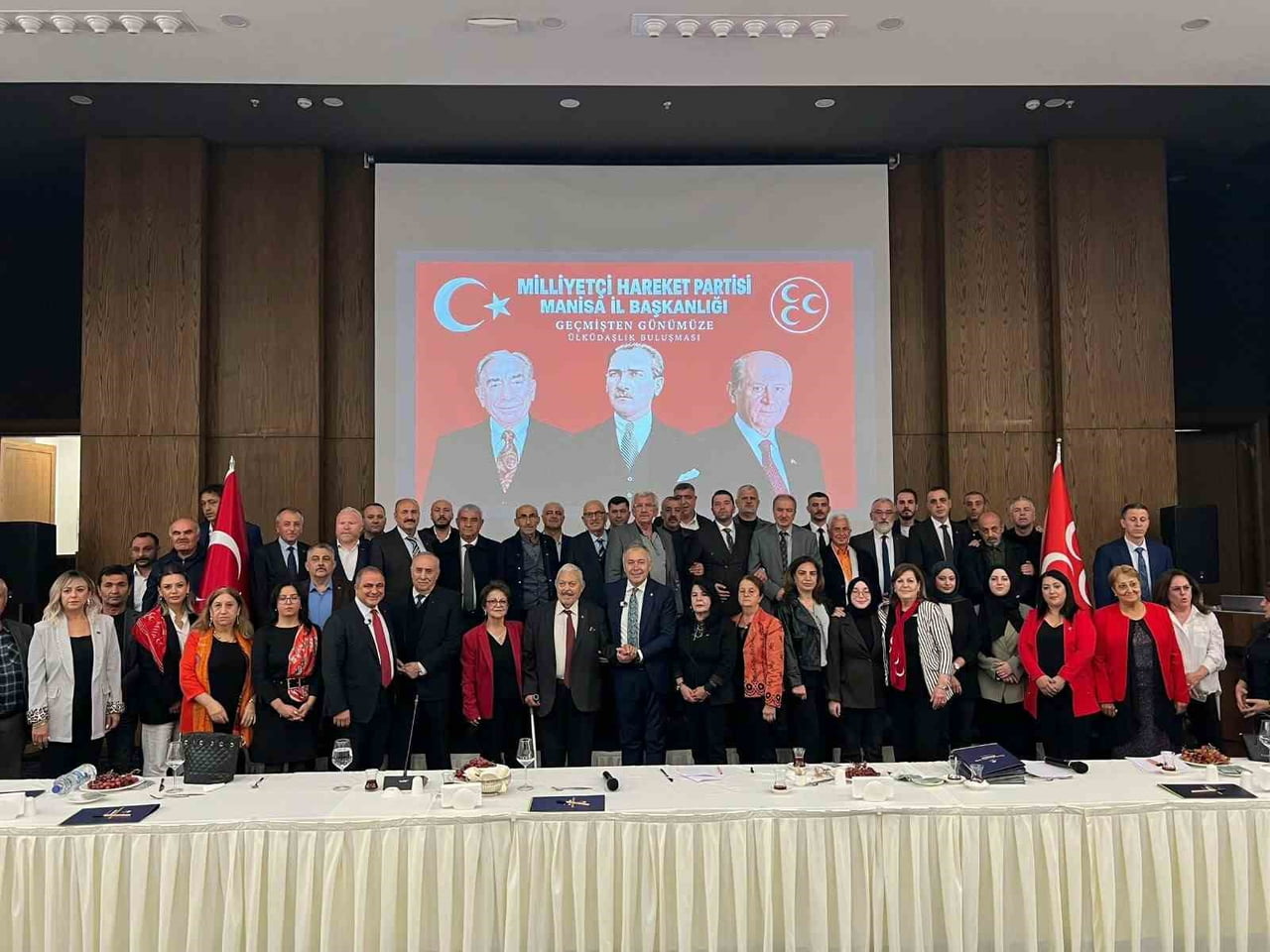 MİLLİYETÇİ HAREKET PARTİSİ (MHP) MANİSA TEŞKİLATI BİR İLKE İMZA ATARAK, MİLLİYETÇİ ÇALIŞMA PARTİSİ...