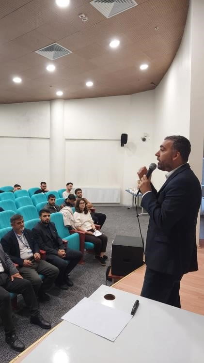 MÜFTÜ YARDIMCISI ÖZSOY, KYK YURDUNDA ÖĞRENCİLERLE BULUŞTU